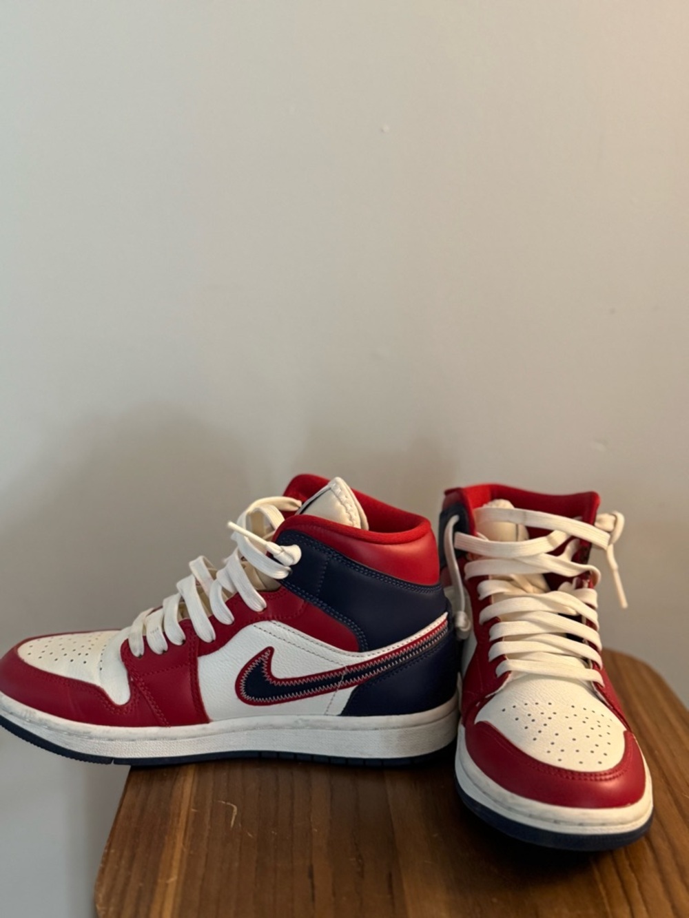Air Jordan 1 Mid SE "USA" sneakers